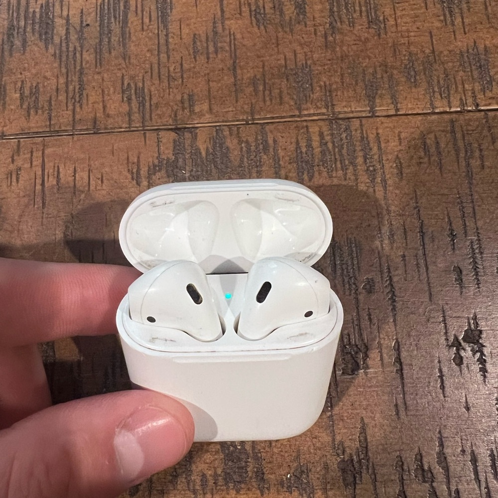 Authentic Apple AirPods (2nd Gen) w/ Charging Case – Great Deal!